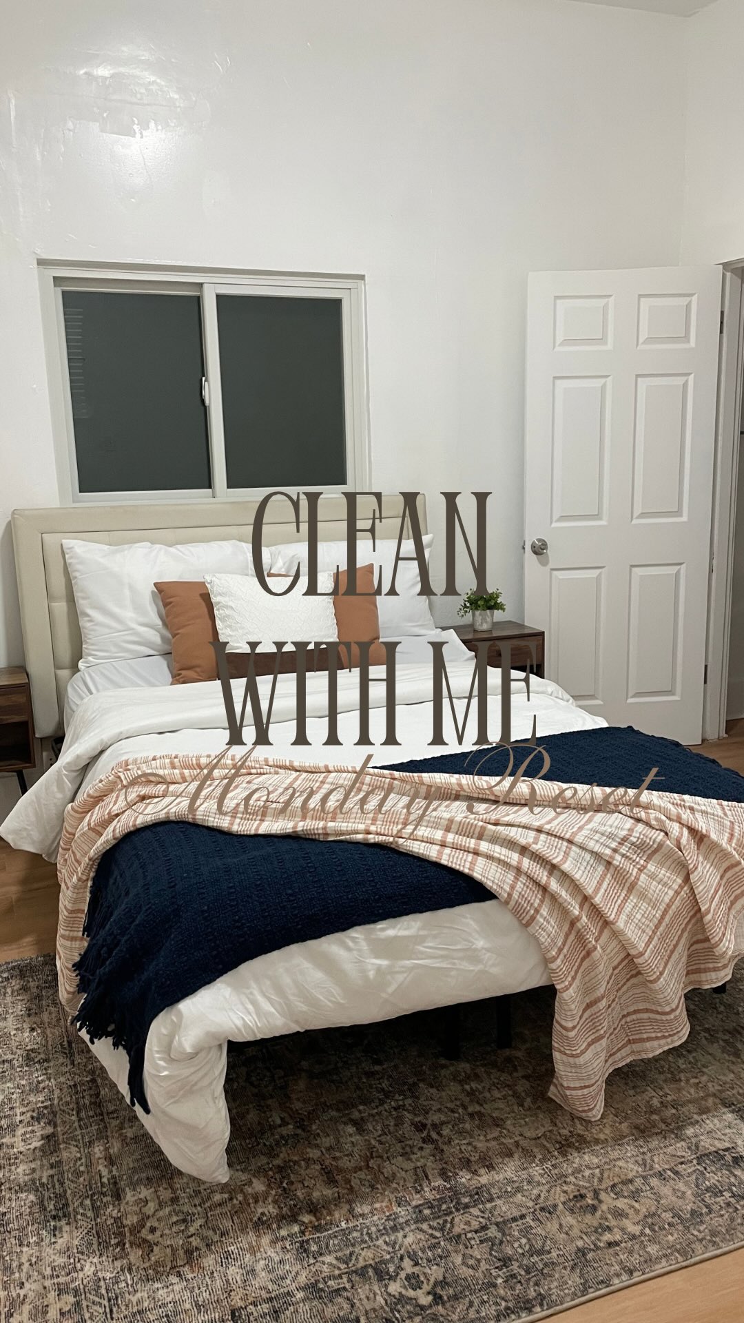 Anyone else get overstimulated by their house??
#cleanwithme #cleaning #mondayreset #cleaningmotivation #cleanhome