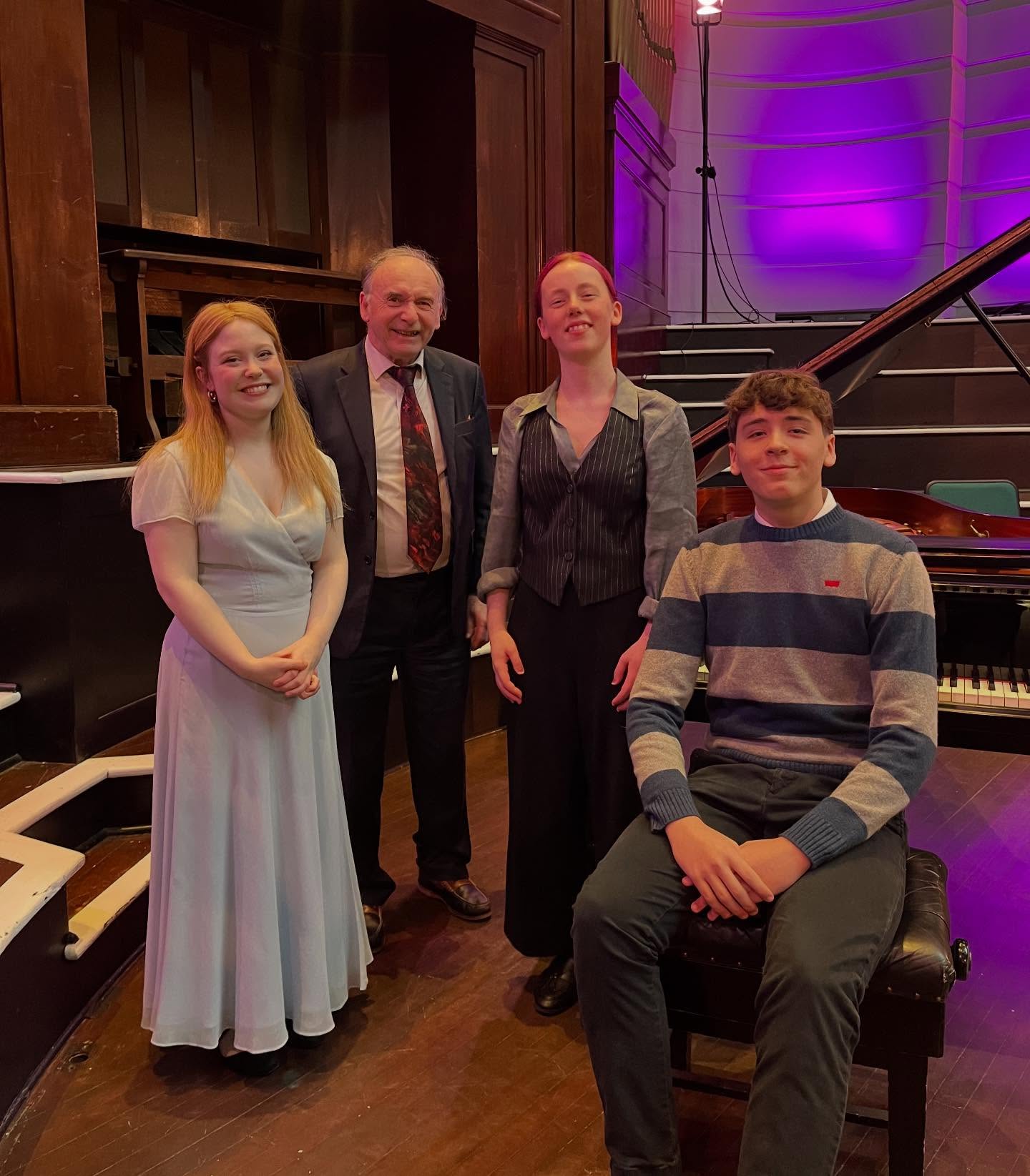 Congratulations to Eve Beg, Harry Williamson, Poppy Strachan and Jaiden Weideman on their brilliant performances at today’s Cowdray Hall Lunchbreak Concert.
So good to see an almost full house of an audience.