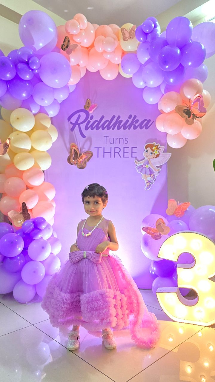 ✨🧿 little baby is as pure as an angel and as fresh as a blooming flower 🌷🪷 ✨
#decoration #mineeevents #birthdaygirls #birthdayparty #balloondecoration