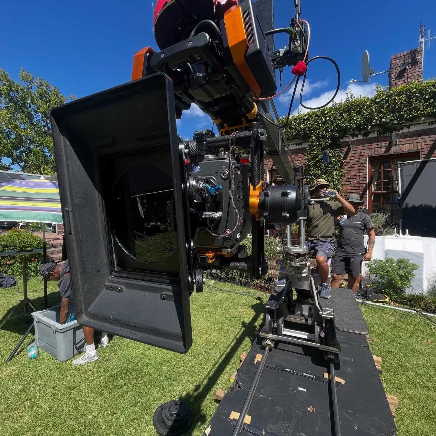 𝚁𝚘𝚋𝚋𝚒𝚎 𝙵𝚒𝚟𝚊𝚣 𝚒𝚗 𝚝𝚑𝚎 𝚜𝚞𝚍𝚍𝚎𝚗 𝚑𝚎𝚊𝚝