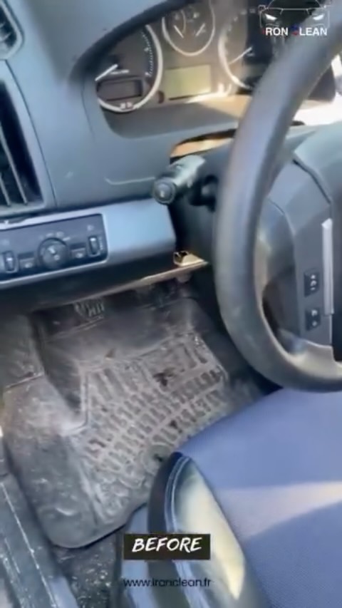Land Rover – Nettoyage Express complet, sans compromis.
Un 4x4 taillé pour l’aventure… mais ça n’empêche pas d’en prendre soin.
Iron Clean est intervenu pour une prestation Express Intérieur / Extérieur, avec un seul objectif : remettre ce Land Rover à niveau, sans immobilisation longue.
Ce qui a été fait en quelques heures :
Extérieur :
Prélavage à la mousse active
Lavage manuel complet (carrosserie, jantes, vitres)
Séchage à la main + finitions éclatantes
Intérieur :
Aspiration intégrale (tapis, sièges, coffre)
Nettoyage des plastiques, vide-poches, consoles
Vitres intérieures
Ambiance fraîche & propre
Résultat : un véhicule propre, confortable, prêt à repartir sur les routes… ou en dehors.
📍 Intervention à domicile – Bordeaux Sud
📲 Réserve ton créneau sur www.ironclean.fr
#landrover #lavageauto #detailing #cardetailing #gironde #ironclean #avantapres #nettoyageauto #autodetailing #cardetail #caredetail
