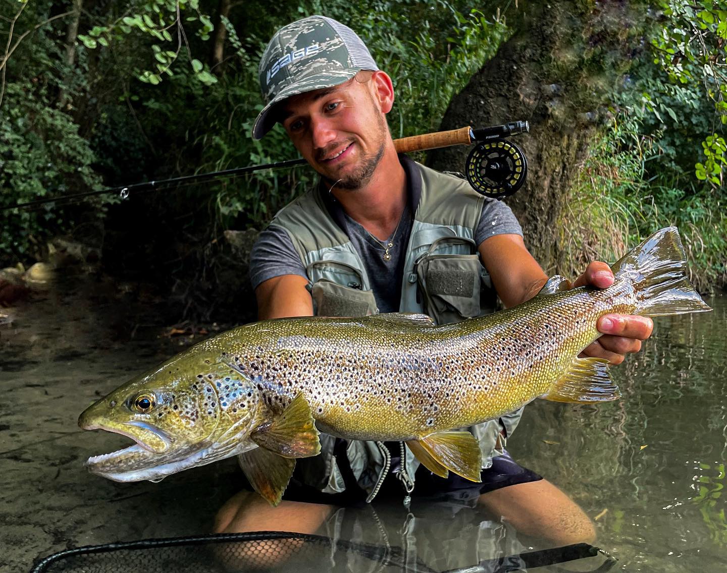 Quel a été votre record truite de cette saison ? 😊
Grosse truite en nymphe à vue sur une obscure h16 en 5 tours de plomb. Un poisson de rêve 😍.
#moucheshalieutique
@orionflyfishing
https://www.halieutique-gdn.com/
#flyfishing #trout #troutfishing #troutcreek #troutbum #troutflies #troutfly #flyfishingwyoming #flyfishingaddict #flyfishingphotography #flyfishingart #flyfishingadventures #peche #pecheur #pêcheur #pechefrance #troutofinsta #pechealamouche #truite #truitefario #bigtrout #browntrout #troutfishing #grayling #truitesauvage #troutlife #troutlures #release #nokill