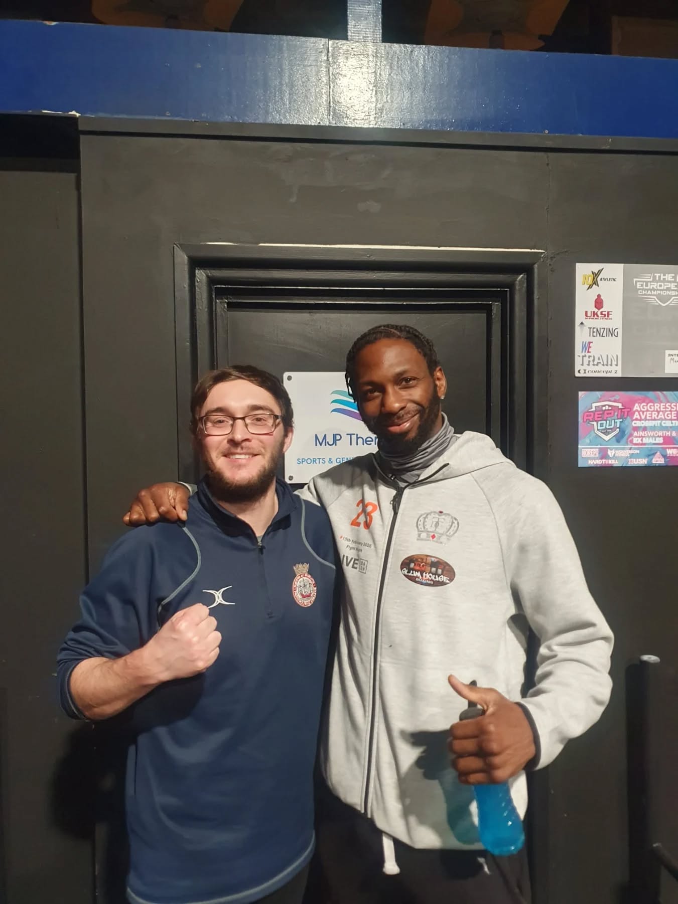 Wishing the best of luck to my guy @dghost88_ fighting for the Commonwealth Silver Super Welterweight Title this Sunday in Essex
Got this guy prepped this week as he's been waiting a long time for this fight!
This Sunday, live on Dazn - check out the fight people! π₯
#sportstherapist #boxing #sportstherapy