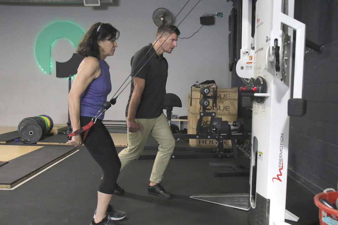 Regular visits to a chiropractor can help loosen stiff joints, help you to become more flexible, and allow you to move more effectively.