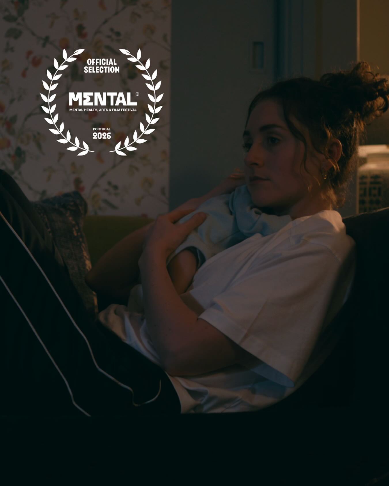 Another selection, which will also be our Portugal premiere! ๐ต๐น
Thank you so much @mental.pt ๐ฅน๐ฉต
๐ ๐ Writer - @e_kurtolli
๐ฌ Director - @harvey_albury_films
๐ฉ๐ผโ๐ป Producer - @erinsianthomas
๐ฅ DP - @maddiefilmsthings
๐ฅ 1st AC - @aidanvindfilms
๐จ๐ผโ๐ป Editor - @_elliotto_
๐ผ Head of Sound & Composer - @media_by_callum
๐ง Post-Sound - @d.lloyd.media
๐ญ @georgiemcguigan, Elliott Pugh, @papillonclair & @itsnickyfishwick
.
#matrescence #matrescencefilm #filmfestival #shortfilm #mentalhealth