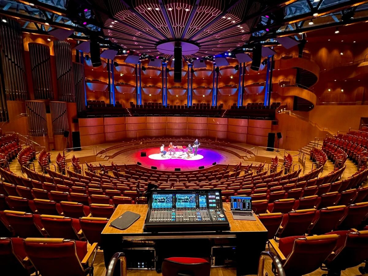 So good to be back at the @koelnerphilharmonie 🎶 Wonderful experience performing at the open rehearsal for pupils. Sharing our working process with young audiences, receiving their honest and energetic feedback reminds us why education projects matter so much. 🎷