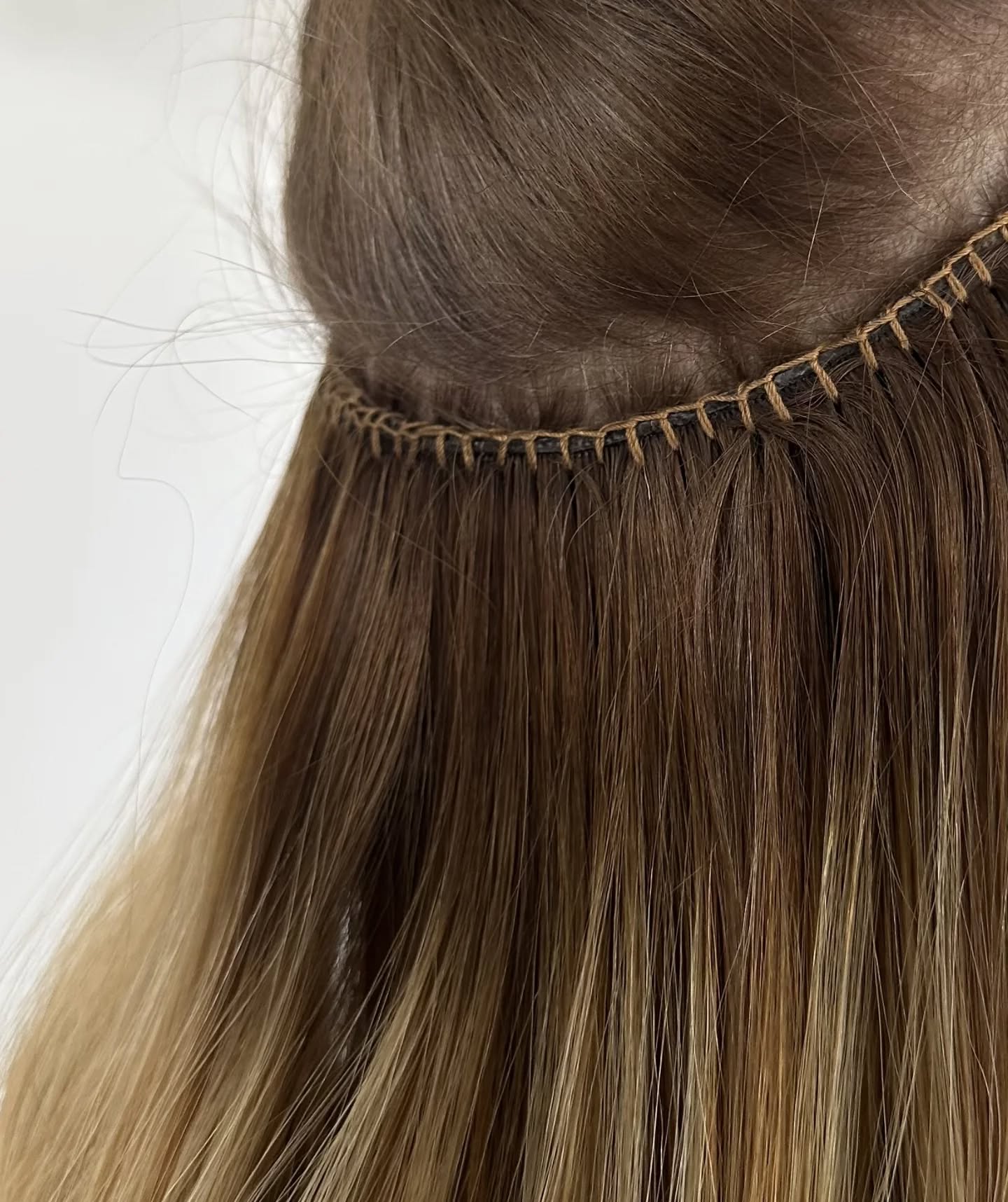 Who's ready for some extra long locks!? 🙋🏻♀️ Our girl that loves to go above and beyond to provide her clients with the length and fullness they are desiring is @hayliedoesmyhair
Extensions can be intimidating, but if you ever wondered if it would be right for you then book a complimentary consultation. Haylie can answer any questions and provide you with all the information needed.