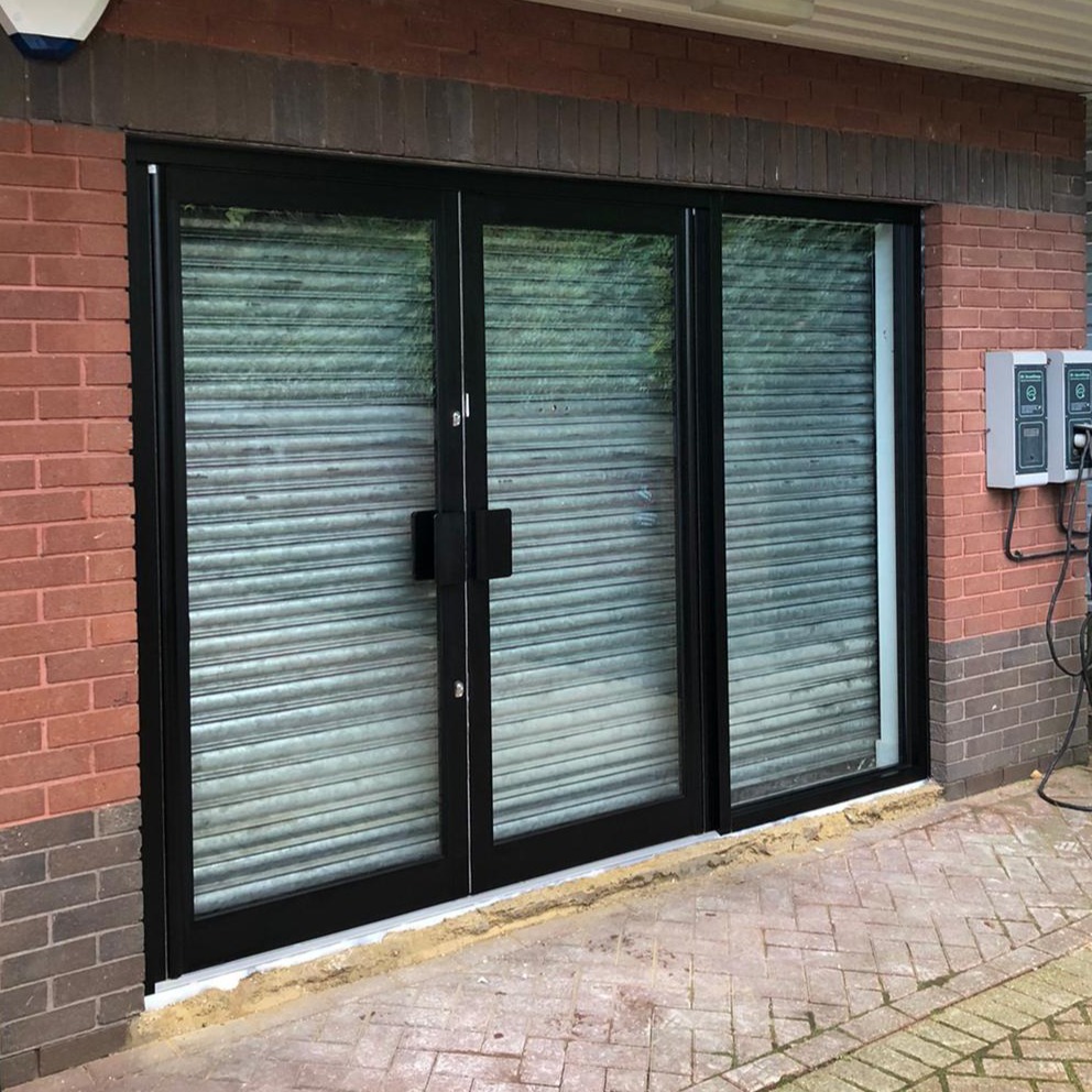 We do not just provide to the domestic market, we provide to the commercial market too!
Check out this aluminium commercial door.
.
.
.
.
.
#WatfordBusiness
#WindowsAndDoors
#DoubleGlazing
#HomeImprovement
#commercialaluminiumdoors
