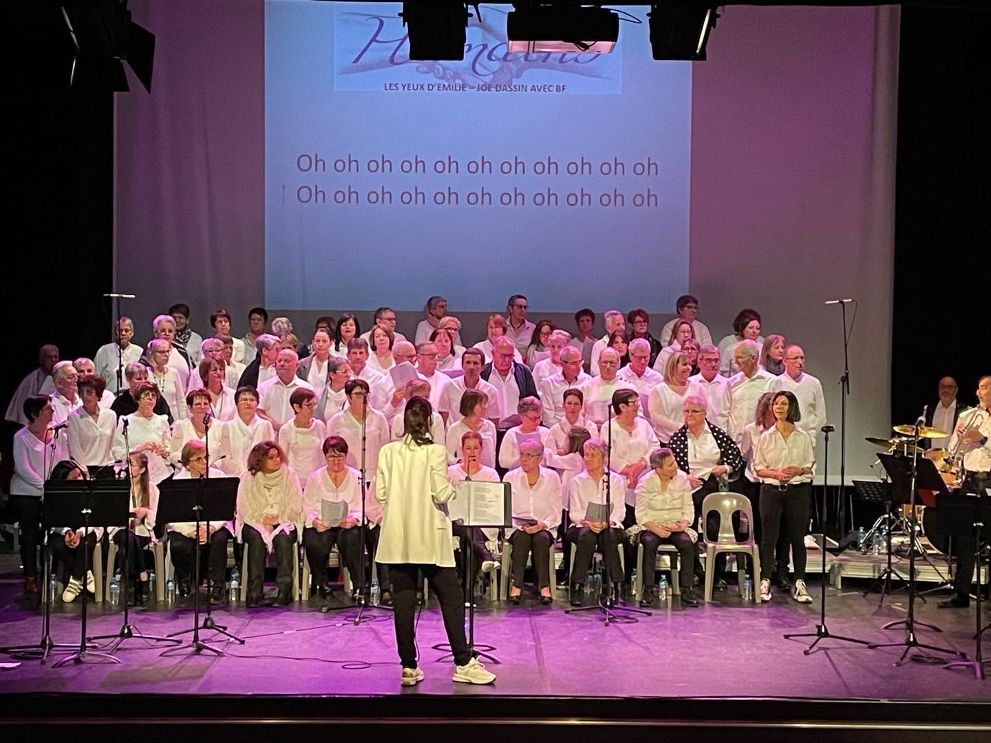 C’est l’heure de la reprise pour la Chorale D’Humains ❣️❣️❣️
Inscriptions mardi 29 août 2023, au centre EXEKO, au May sur Evre, de 19h00 a 20h00.
RDV Le mardi 05 septembre pour la première séance de 20h00 à 21h15.
Au plaisir de chanter ensemble 🥰💫🎼
Stany, nathalie, Nicolas et Sandra