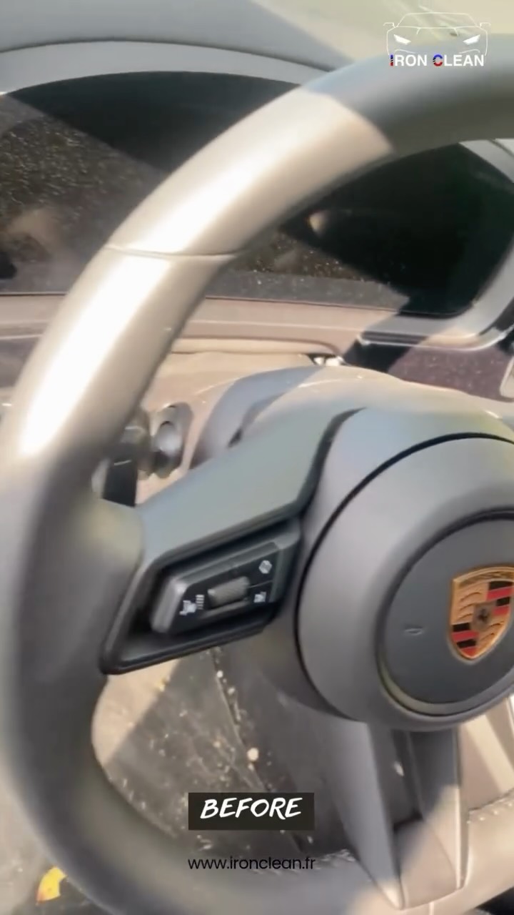🔥 Porsche Cayenne – En express, mais clairement pas à moitié.
Quand un SUV de ce calibre passe entre les mains d’Iron Clean, même une Prestation Express devient un travail de précision.
En quelques heures, ce Cayenne a retrouvé toute sa prestance : extérieur éclatant, intérieur purifié, et finitions nettes comme en concession.
Prestation Express Intérieur et Extérieur :
🔹 Lavage manuel complet avec mousse active
🔹 Nettoyage des jantes & vitres extérieures
🔹 Séchage à la main
🔹 Aspiration complète de l’habitacle
🔹 Nettoyage des plastiques, commandes et zones de contact
🔹 Vitres intérieures et finitions propres
💬 Un véhicule premium, c’est plus qu’un moyen de transport.
C’est une image, une expérience. Et un intérieur négligé gâche tout.
Iron Clean te garantit propreté et élégance — sans perte de temps.
📍 Intervention à domicile – Saint Michel de Rieufret, Bordeaux Sud
📲 www.ironclean.fr
📞 06.83.60.17.54
#porsche #porschecayenne #lavageauto #detailing #cardetailing #gironde #ironclean #avantapres #nettoyageauto #autodetailing #cardetail #caredetail