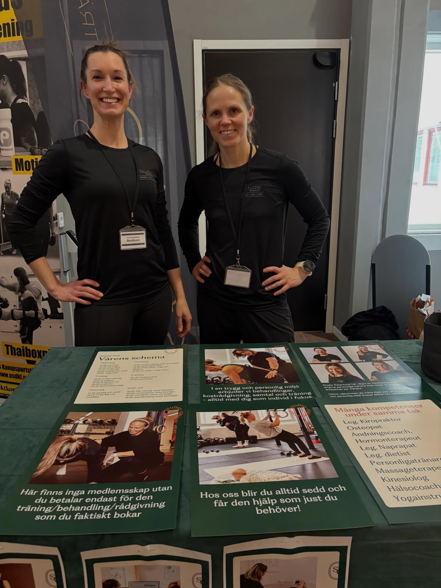 I onsdags var Anna och Maria på Försäkringskassans hälsomässa tillsammans med många av Östersund friskvårdsaktörer. Vi hoppas att få se flera av er som besökte oss i studion framöver😀