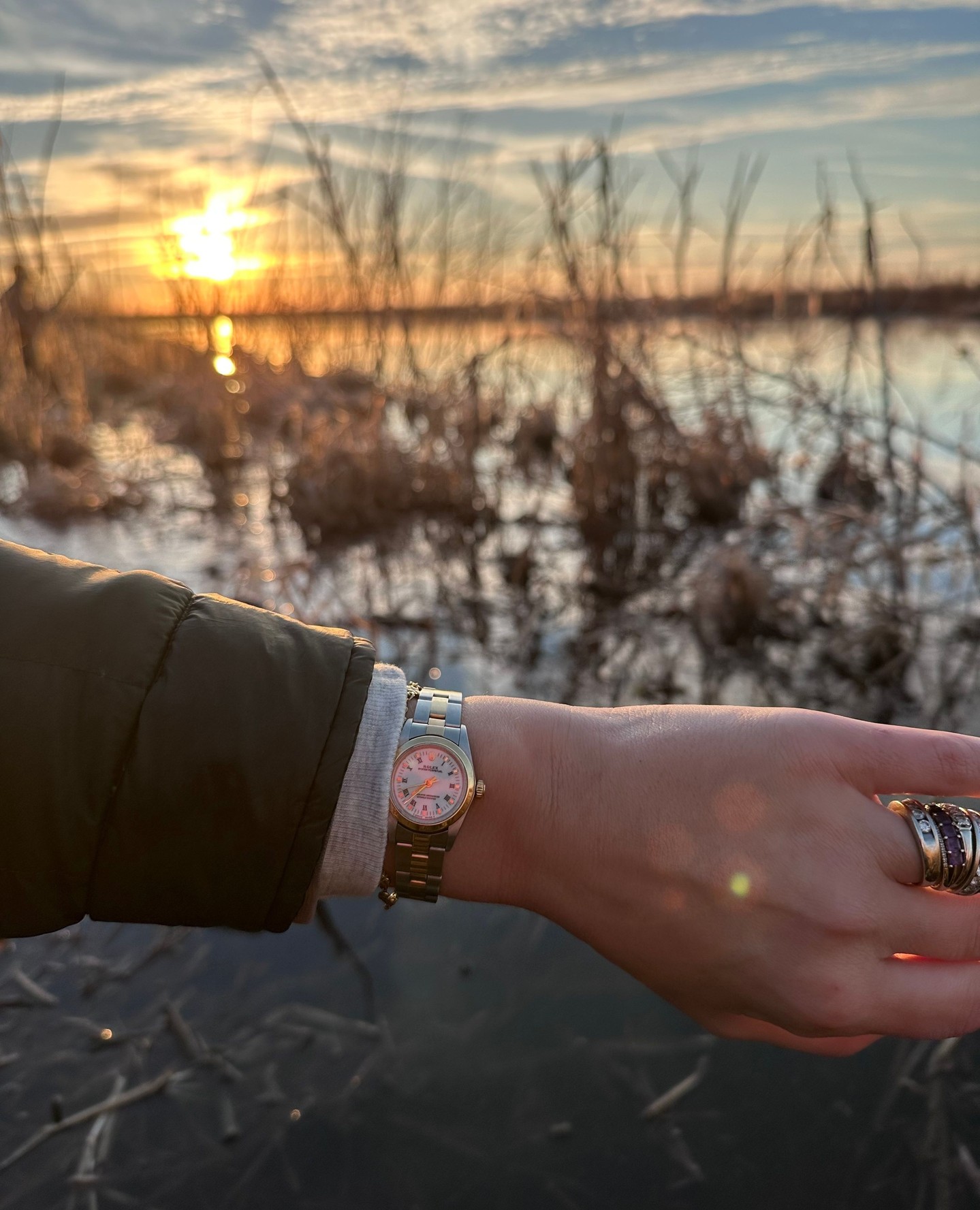 POV: You’re a Lowcountry girl. 🌾🦆
Your jewelry shouldn’t just sit in a box. It should live your life with you.
We sourced this Ladies Rolex Datejust for the sweetest client, knowing it needed to be as functional as it is timeless. Whether it's a morning at the duck pond to an evening at the dinner table, it’s about having pieces that make every moment a little finer.
#rolexdatejust #finejewelry #lowcountry
