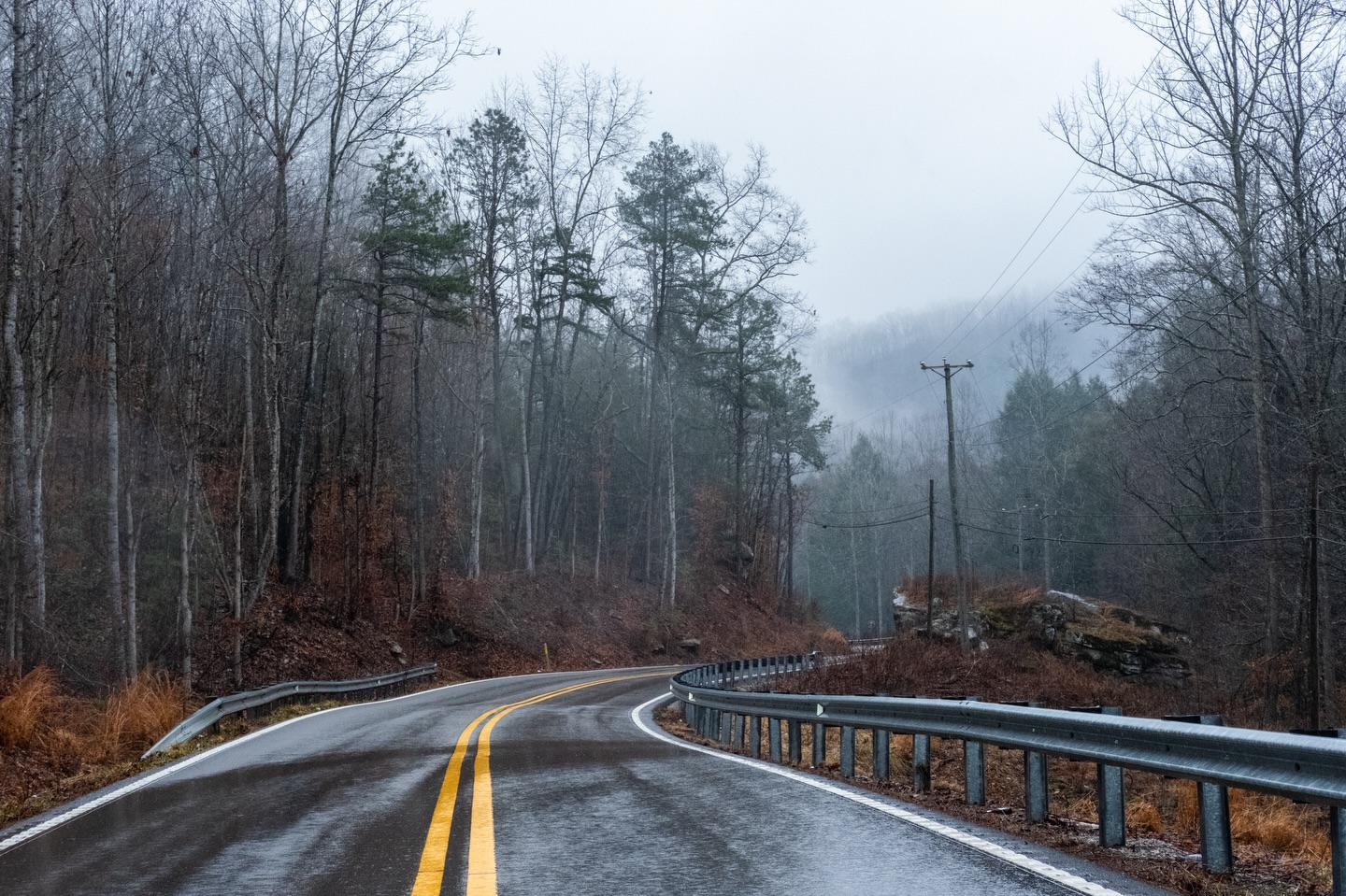 Backroads of Western Kentucky.
Camera: FujiFilm XT5
Lens: FujiFilm 50-140 f2.8
No filter
#fujifilmxt5 #fujifilmx_us #visitky #appalachia #photography