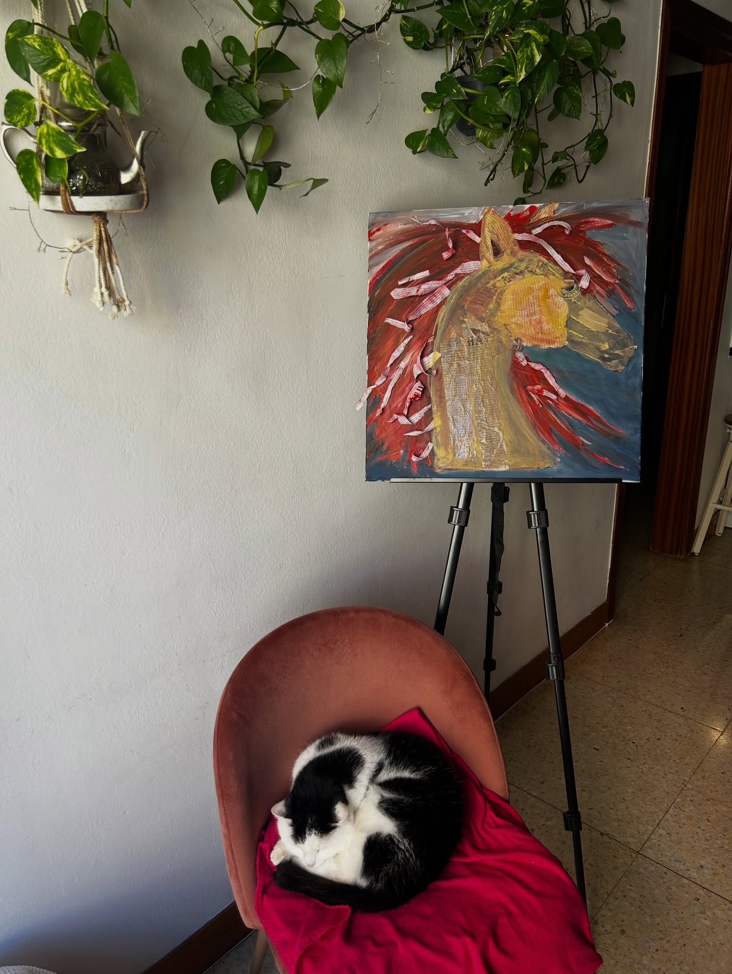 A mixed-media horse,
made as a reminder.
Where are you running too fast,
and where too slow?
May this year be balanced,
not too charged.
A reflection on finding balance in my bio and website under Reflections / Discharging Emotions: What balance means to me
#foodforthought #balance #mixedmediaart #horseyear