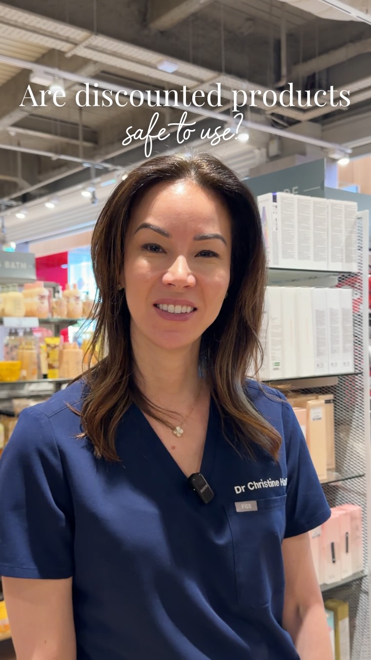 Discounted beauty products can be amazing… but are they actually safe to use? 🛍️✨
@tkmaxxuk has seriously stepped up, from K-beauty to premium skincare, but clearance lines sometimes come with a short shelf life. Knowing what to check can make all the difference.
1. Start with the expiry date or batch code.
2. Inspect the packaging: damaged or compromised containers risk contamination and oxidation.
3. Think about the product type: cleansers, moisturisers, and bath products last longer, but actives like Vitamin C need careful storage.
4. Finally, watch out for discontinued lines and products exposed to heat or bright lights; these may have degraded.
TK Maxx is a brilliant way to try new brands, but shopping smart keeps your skin safe and happy. 💖
#skincare #beautytips #tkmaxxfinds #discountbeauty #beautyshopping
