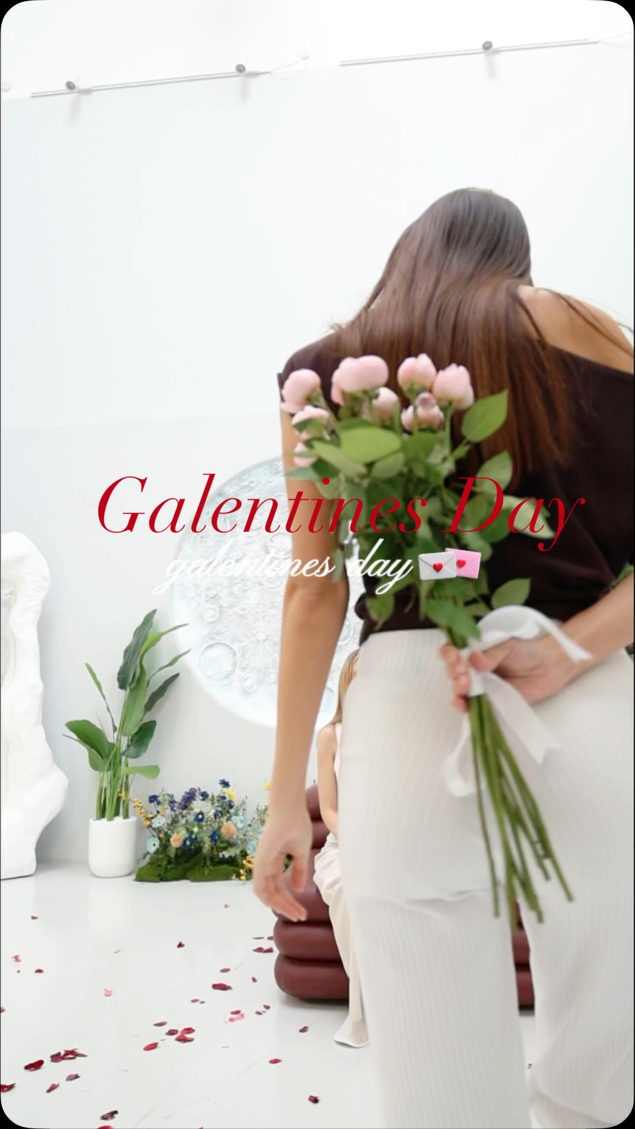 True love isn’t measured by gifts. It’s about sharing moments and slowing down together. 🤍
This Valentine’s, gift someone a moment of real love.
For couples, sisters, or a self-care night.
📍 Dubai · Private In-Home Service
💌 Limited Valentine’s availability
#dubaigirls#galentinesday❤️ #dubailife#selfcare#wellness