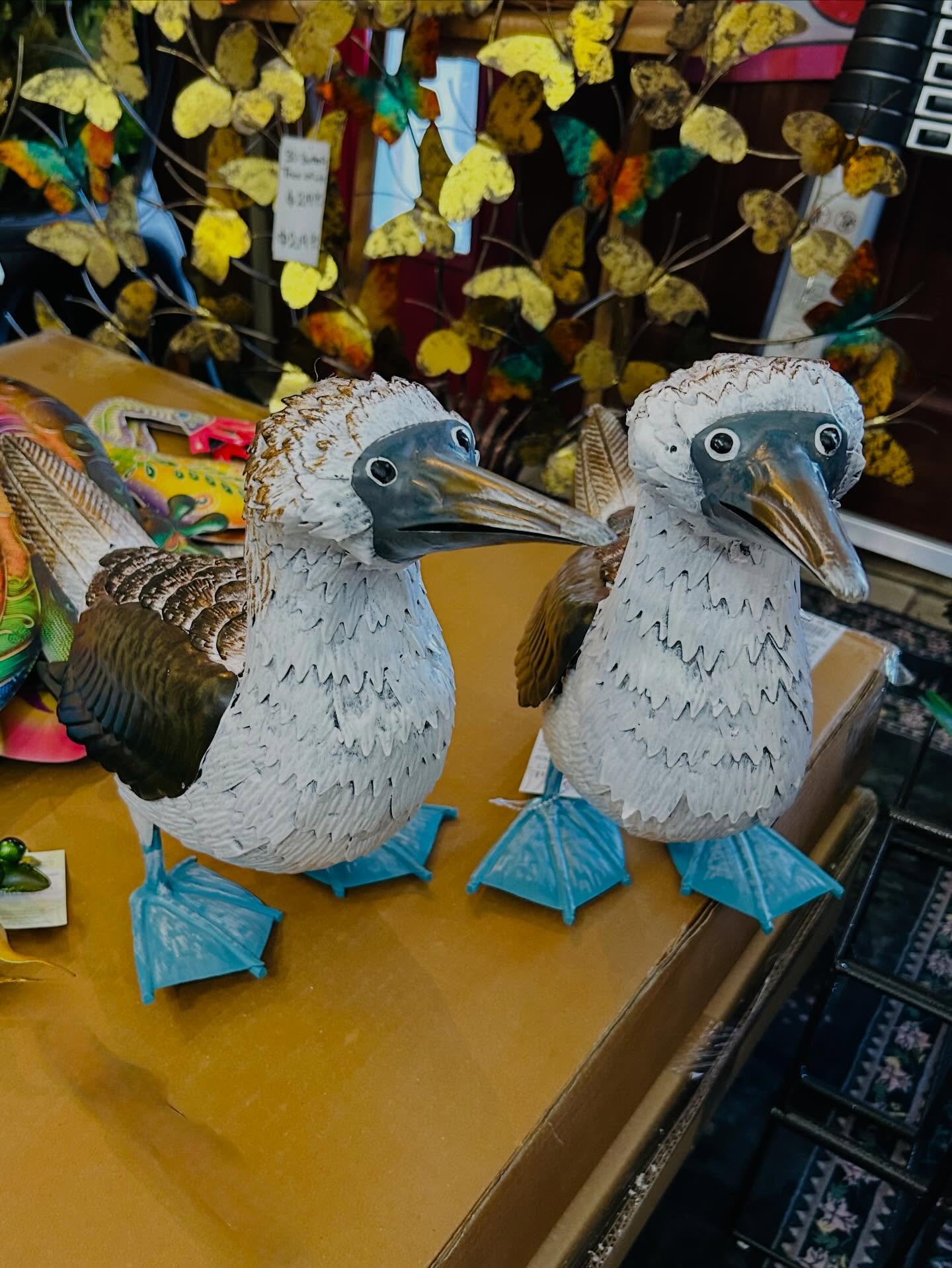 Unboxing our coastal bird home decor! #homedecor #giftshop