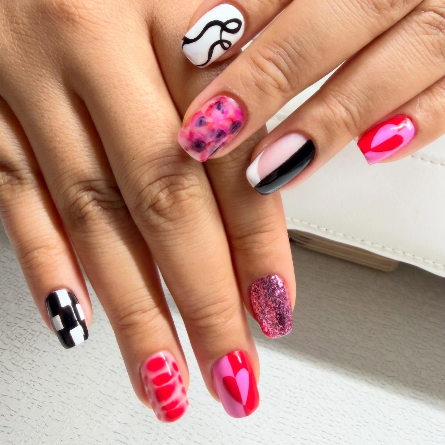 A little graphic. A little glam. A little chaos.
When you can’t pick one vibe…you wear them all!
Inspo from @polishedbyedith
•
•
•
Service: Hard Gel Full Set w/ Topical Motifs
•
•
•
#StatementNails #GraphicNailArt #MixedMani
#BoldNails #CustomNailDesign