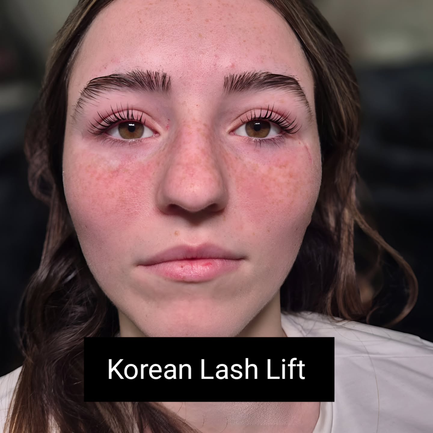 Korean Lash Lift 🤍
A Korean Lash Lift focuses on creating a soft, straight-up lift from the root for a longer, more natural lash look.
Unlike a traditional curl, this technique lifts the lashes vertically, making them appear longer, darker and more defined — without looking over-curled.
✨ Perfect for:
• Short or downward-growing lashes
• Clients wanting a clean, natural finish
• Low-maintenance, everyday wear
✔ Lashes appear longer, not curlier
✔ No mascara needed
✔ Lasts up to 6–8 weeks
✔ Gentle, precision technique
Minimal. Fresh. Effortlessly lifted.
📍 Essex Beauty & Aesthetics
📩 DM to book / enquire
#essexlashlift #essexlashliftandtint #koreanlash #basildonlashlift