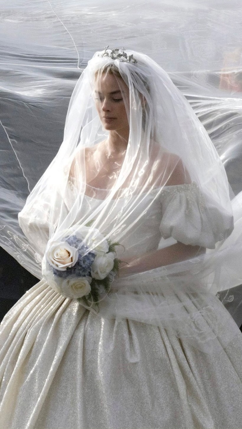 valentine’s day plans: practice yearning, stare longingly at this dress, think about wuthering heights, eat chocolate 🫶🏼
featuring the Audrey gown at Amanda Ritchey Bridal Loft
is this the wedding dress you’ve been waiting for? book your fitting room at the link in our bio & our expert stylists will guide you through exploring our stunning selection of dresses for the modern bride 🤍
wedding dress, wedding dresses, bridal fashion, bride to be, wedding inspiration, romantic wedding, Valentine’s Day, Valentine’s Day engagement, Wuthering Heights movie, romantic bridal gown, wedding aesthetic, bridal inspo, jacob elordi, margot robbie press tour