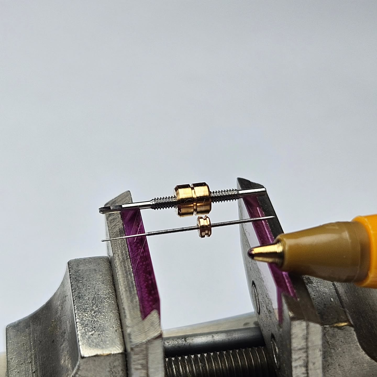 M1.2 leadscrew next to an m0.4 leadscrew.