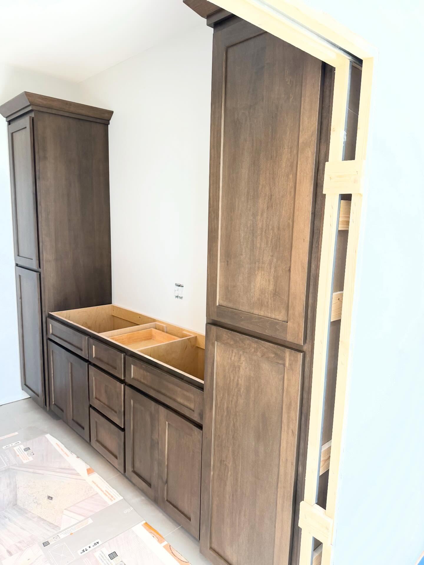 Progress Pic! These beauties were just installed in the main bath of a new build home with a custom stain finish. We are living richer hues making a comeback in interiors! Did you know we can mix, match or customize any stain color preference for your home? Achieving your perfect finish is our standard. 🤎
Stain: @envirolak