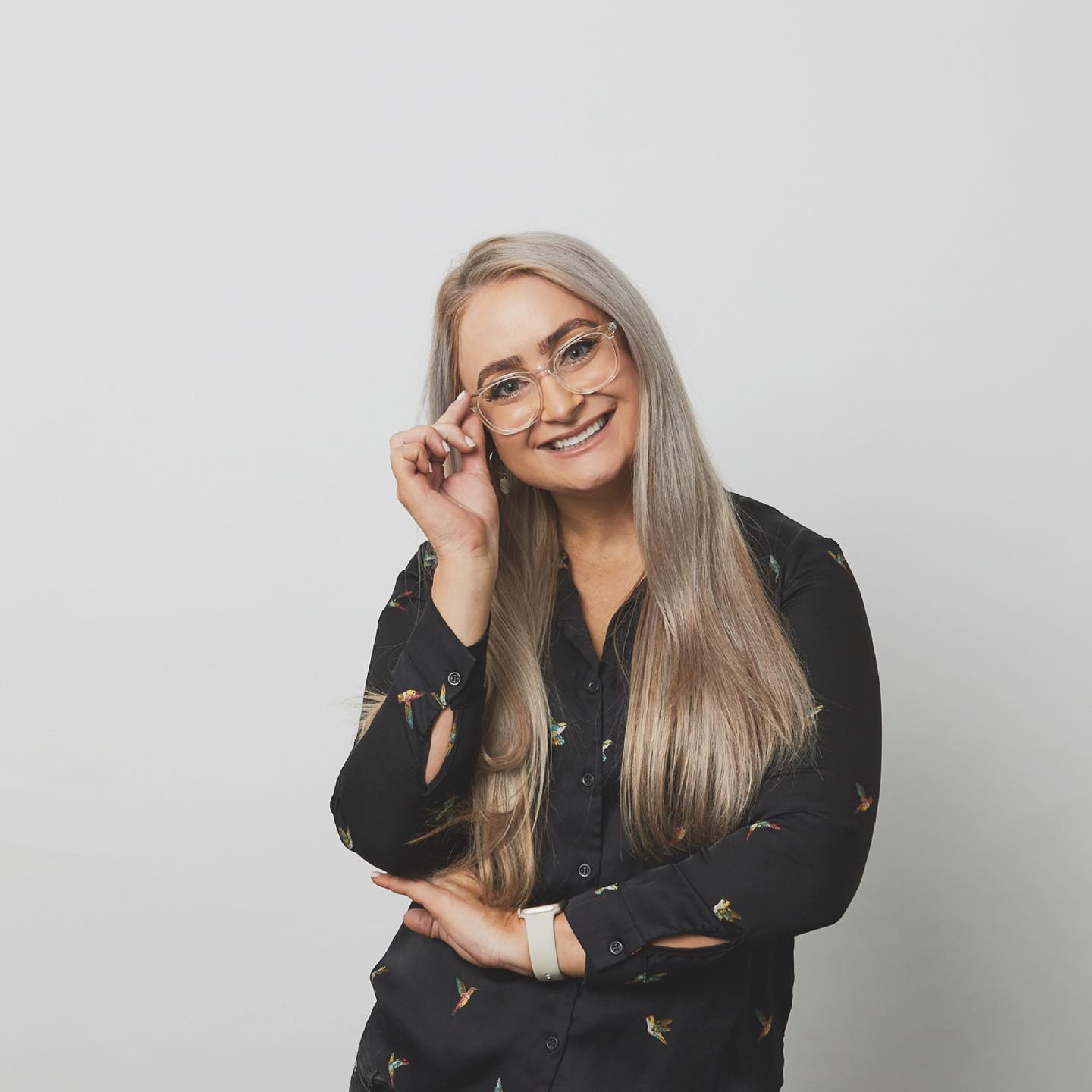 Fresh headshots vibes! ✨
Thank you @davekulesza
⠀⠀⠀⠀⠀⠀⠀⠀⠀
-
⠀⠀⠀⠀⠀⠀⠀⠀⠀
#graphicdesigner #graphicdesignmelbourne #graphicdesigncentral #graphicdesigndaily #graphicdesign #graphicdesigncommunity #melbournegraphicdesign #melbournegraphicdesigner #brandingdesign