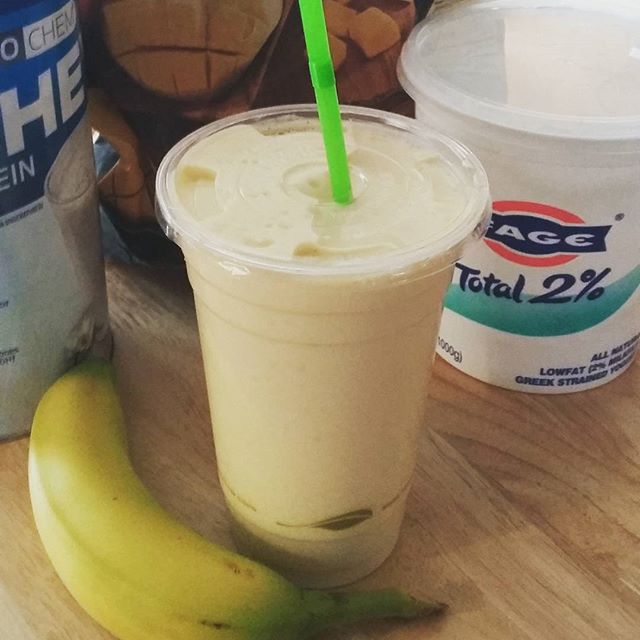 When you eat can change everything â from energy during training to how quickly you recover. Learn practical meal-timing tips to power performance and build muscle. Link in Bio
#SportsNutrition #MealTiming #AthleteFuel #TrainingTips #Recovery #Fuel2Run