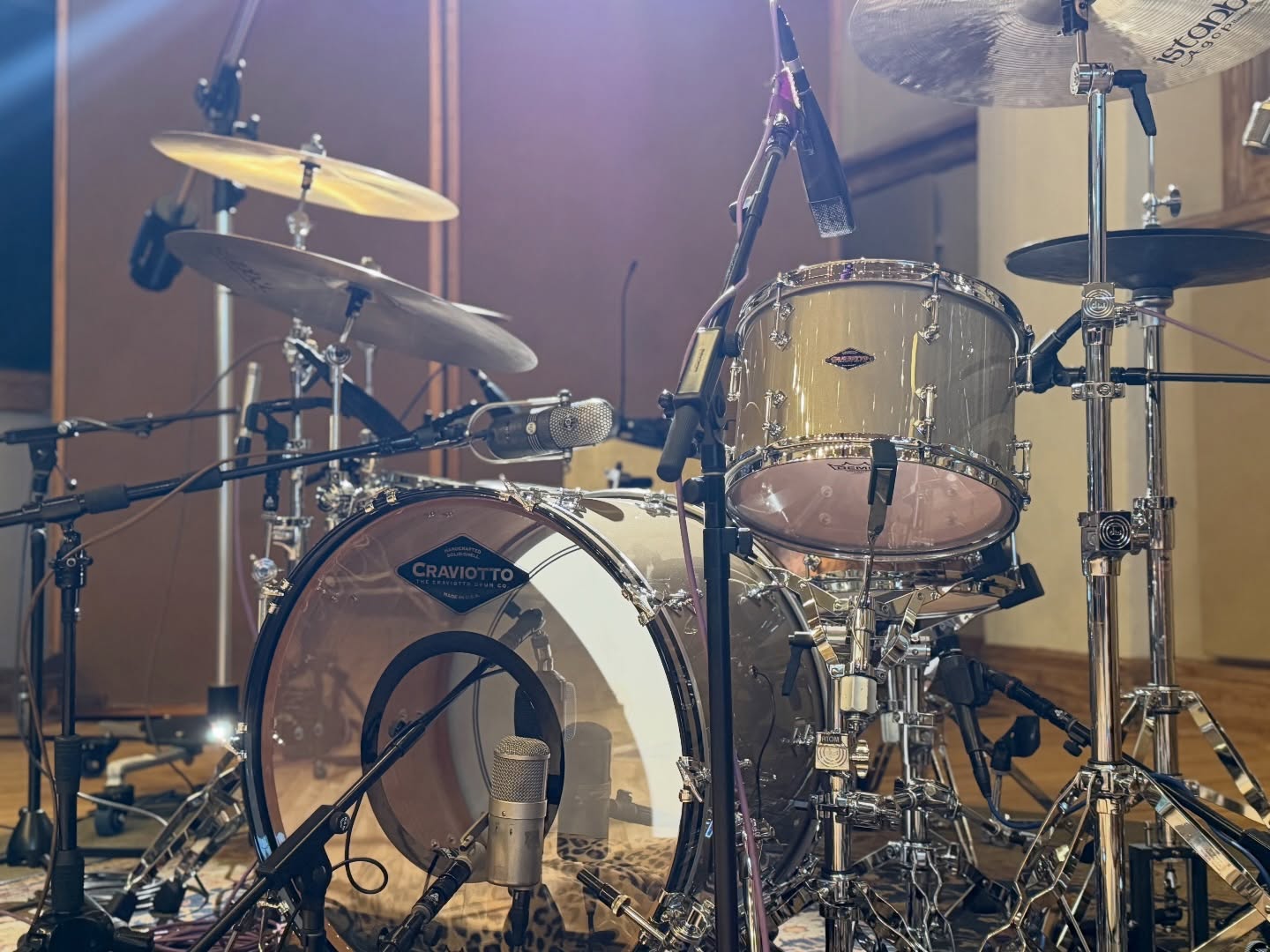 Artist @tallmountain in @oceanwaynashville with his Cherry kit.