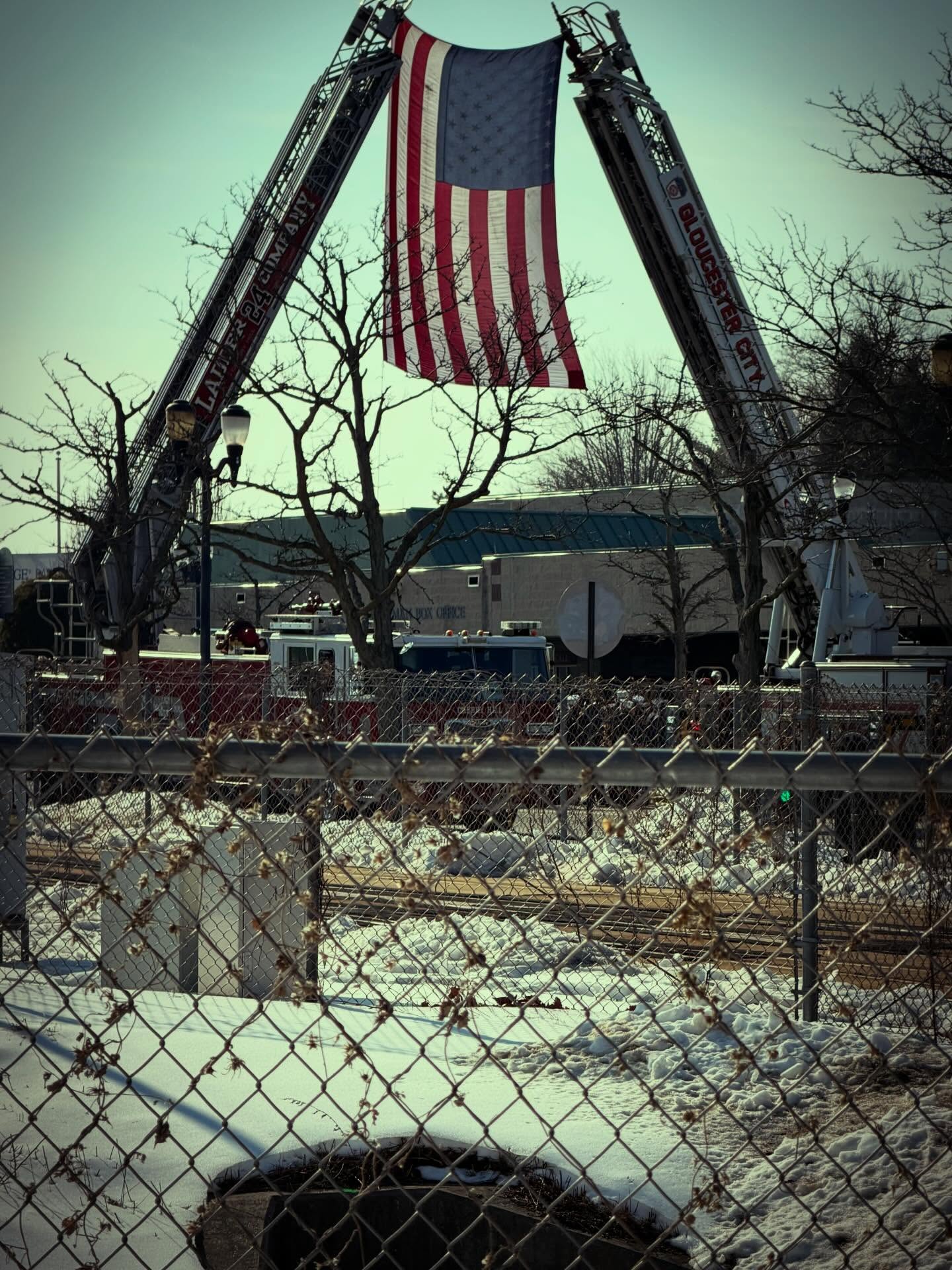 Today (Feb 11th), Rehab 13 had the profound honor of serving as the lead Rehab unit at the funeral of fallen hero Howard Bennett.
We were asked to assist by providing hot drinks and support for the many attendees who gathered to pay their respects. Standing alongside so many members of the first responder community and the public who came out to honor his life was both humbling and deeply meaningful.
It is a privilege to serve those who dedicate their lives to serving others. We hold the utmost respect for all first responders and the sacrifices they and their families make every single day.
Rest easy, Howard Bennett. Your service and sacrifice will never be forgotten.