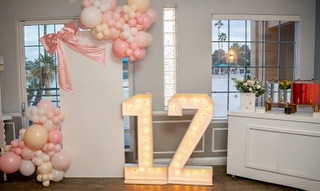 🎀✨ a moment for the balloon+bow backdrop and the candy shop 🍬