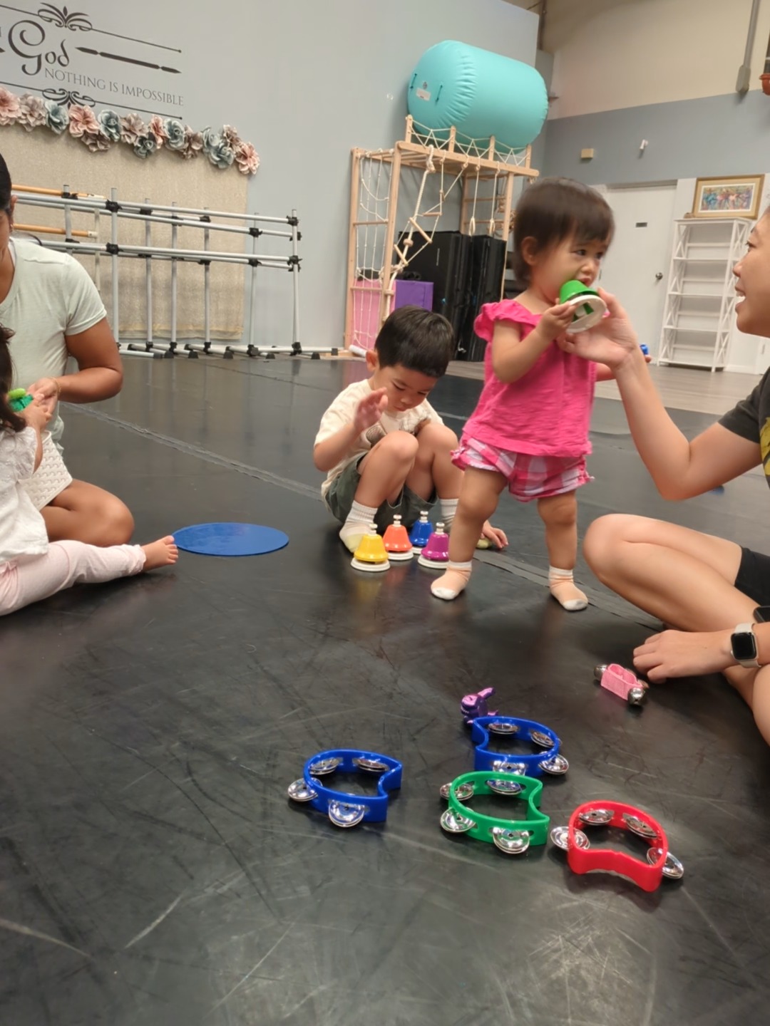 At EverCurious, we watch tiny choices become big learning moments. When toddlers pick the next rhythm or sound, they practice decision-making, problem solving, and independence—again and again, choice builds confidence. Parents in Okaloosa County: bring your little one to our evidence-backed classes to see the progress in action. Learn more and sign up at https://wix.to/d0JLA47
#OkaloosaCounty #EarlyLearning #ToddlerDevelopment #EverCurious
