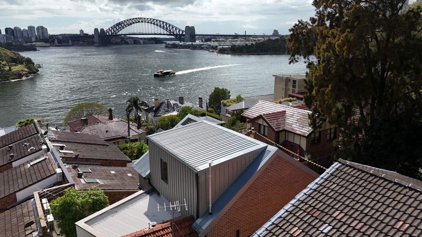Roofing with a view 😍🪜
A stunning project set high above Sydney Harbour — quality workmanship meeting an unforgettable outlook.
