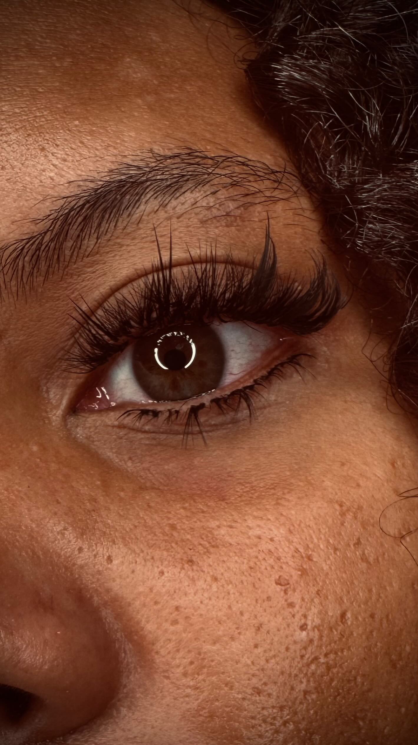 This client has:
• Almond eyes
• Deep-set depth
• Proportionate spacing
• Medium brow space
• Oval face shape
• Standard lash direction
She loves a cat eye but with deep-set eyes, too much outer weight can close everything off.
So I mapped a soft flow design with an open-eye base and subtle cat-eye influence to lift without overpowering her features.
Every line you see drawn was intentional.
Stay tuned for the final look.
Let’s see if your guess matches the outcome 👀
Fernormenal Design Experience
Anna, Texas (By appointment only.)
For women who value custom over convenient.