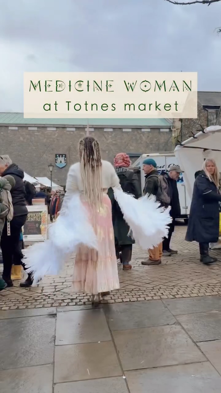 🕊️ 7th March, at @embercombeuk in Devon.
So nourishing to connect with you all at Totnes Market at the weekend 🕊️❤️ having warm and insightful conversations about peace and sisterhood.
Dear medicine sisters @houseofhigherheart, @emilyaspivey and @lucywyldemusic spent their Galentines lunchtime enveloped in the wings of peace, spreading the word about our upcoming day retreat.
Do you feel the call? 🪶
🕊️ WOMEN OF PEACE 🕊️ a day retreat for International Women’s Day
…
Saturday 7th March | accommodation optional (£30 pp, per night) available when booking.
With just 3 weeks to go, it was gorgeous to gather together and share the necessary message that stirs at the heart of our next event. Thank you Alexia for your wings of peace ❤️🕊️ and the open-hearted presence we felt from all those we connected to.
Tickets at the link in our bio x
#peace #freedom #medicinewoman