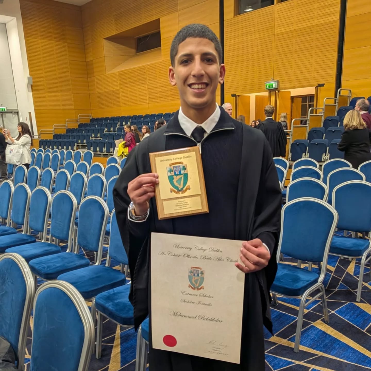 Huge congratulations to Mohammad Belakhdar (pictured) and Chaker Tifouri, both from the Class of 2025, on receiving the UCD Entrance Scholar Award this week! 🏆
These awards recognize the exceptional caliber of incoming students, specifically those who achieve 560 points or more in their Leaving Certificate. 📚✨
The entire school community is incredibly proud of your hard work and dedication. Best of luck with your university studies, gentlemen! 🎓👏
#WeAreSalle