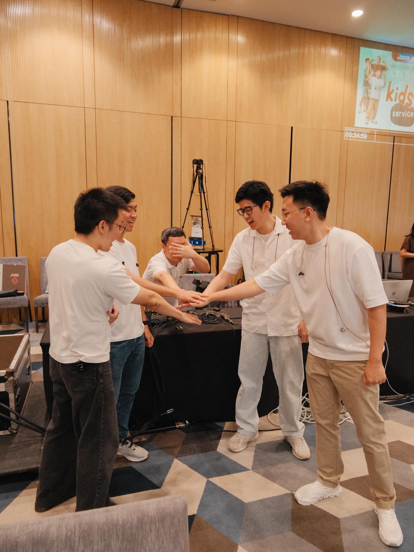 Another incredible Sunday! Thankful for all who served 🤍 making Sunday so meaningful.