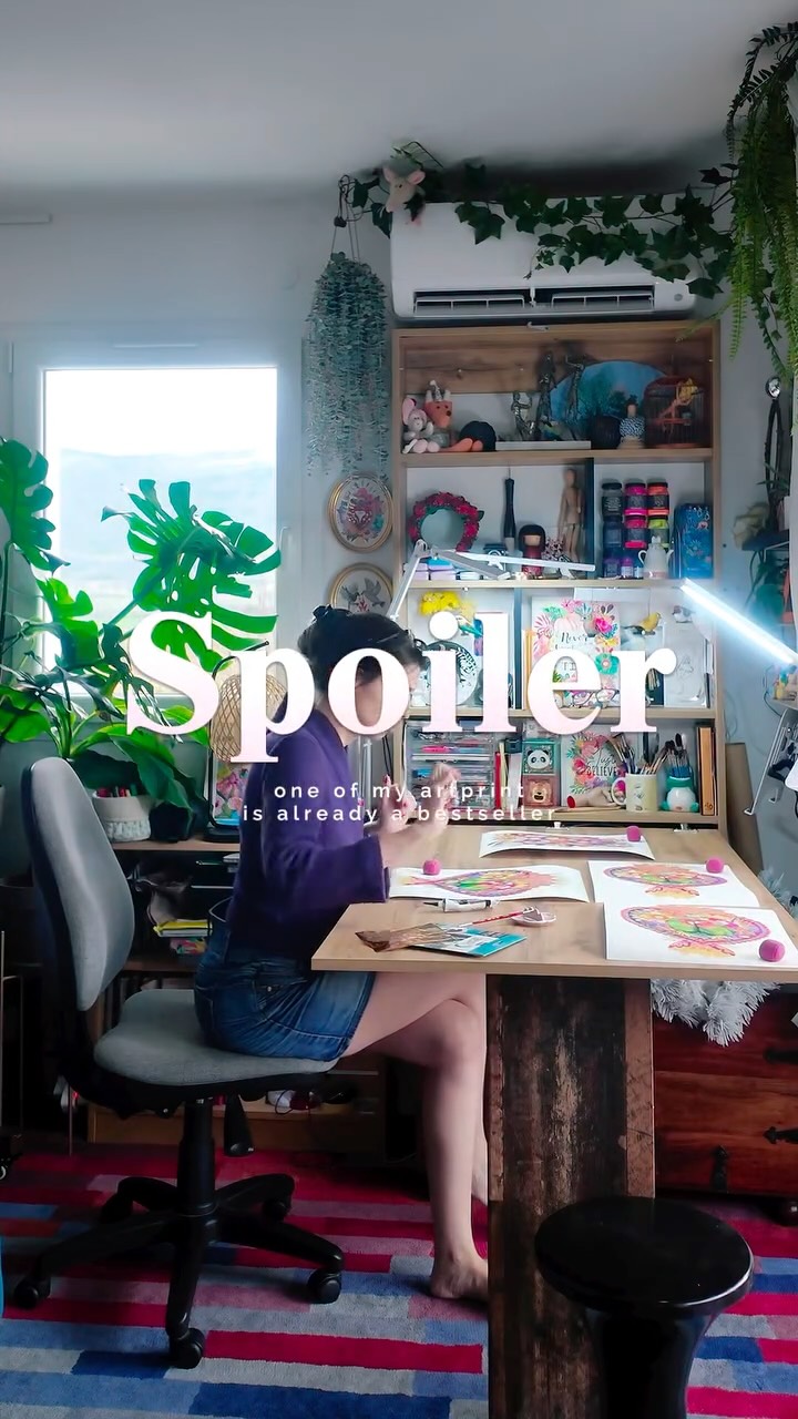 🇬🇧 Spoiler: one of these prints didn’t stay unnoticed. It was chosen three times already — and only five remain available.
There is always one piece that carries more than an image. A quiet symbolism. A sense of elevation, grounding, protection — depending on who is looking. The kind of presence that naturally belongs in refined, intentional spaces shaped by travel and vision.
Some artworks simply decorate. Others feel like they were meant to arrive at a precise moment. This one seems to be doing exactly that.
—
🇫🇷 Spoiler : l’une de ces impressions n’est pas passée inaperçue. Elle a déjà été choisie trois fois — et il n’en reste plus que cinq disponibles.
Il y a toujours une œuvre qui porte plus qu’une image. Une symbolique discrète. Une sensation d’élévation, d’ancrage, de protection — selon le regard de celui qui la choisit. Ce genre de présence qui trouve naturellement sa place dans des espaces pensés avec exigence, façonnés par le voyage et la vision.
Certaines œuvres décorent. D’autres semblent arriver au moment exact où il fallait. Celle-ci en fait partie.