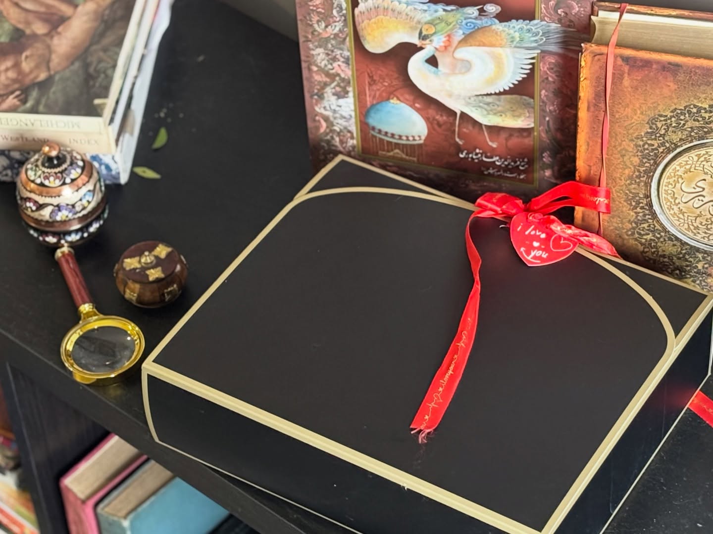 “Wrapped in red, filled with love ❤️✨
A sweet little Valentine gift box made to surprise, delight, and melt hearts.
Perfect for that special someone 💌
Limited boxes available – message me to order 💕”
#GiftIdeas
#RomanticGifts
#SupportSmallBusiness
#HandmadeGifts
#loveinabox