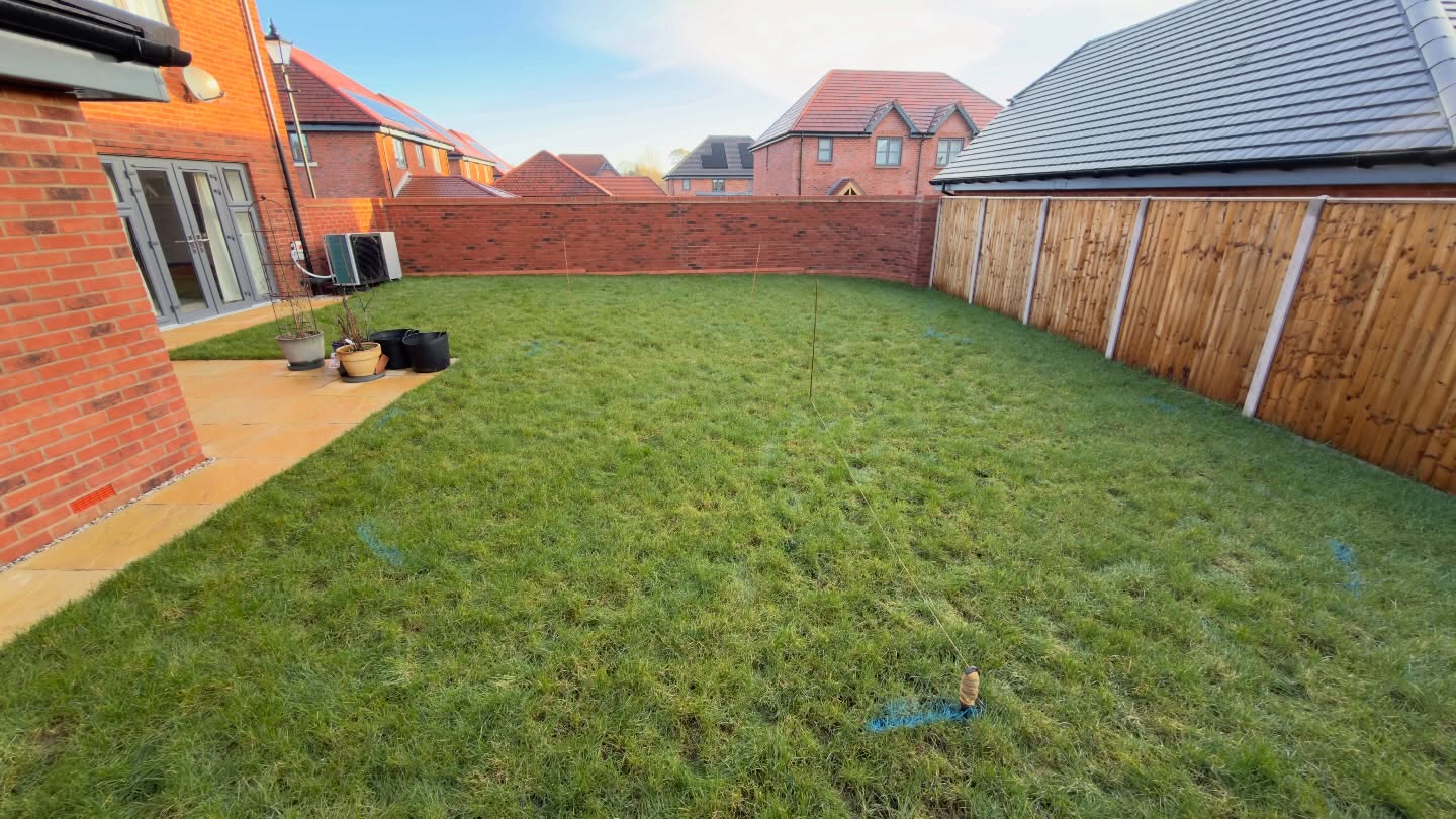 Before & After 📸 ➡️
This one was a proper satisfying job 🙌 (even if it was a bit muddy 😂).
We started this project last week with a vision to turn a plain new build lawn into something with real character 🪴 The brief was simple — make it more interesting — so that’s exactly what we did.
We cut three large interlinking circles to create a flowing shape, finished with crisp, clean edges 👌 We installed quality edging to really define the design and make it low-maintenance for the future.
Gravel was added in selected areas to make the new layout pop, and we created a large bedding area at the rear — all prepped and ready for planting 🌿
A big transformation and a great result all round 💪
If you’re looking to upgrade your garden, get in touch:
🌐 www.mjbgroup.co.uk
📧 info@mjbgroup.co.uk
📞 01225 941139
#BeforeAndAfter #GardenTransformation #Landscaping #GardenDesign #NewBuildGarden OutdoorLiving GardenInspo Groundworks MJBGroup 🌱