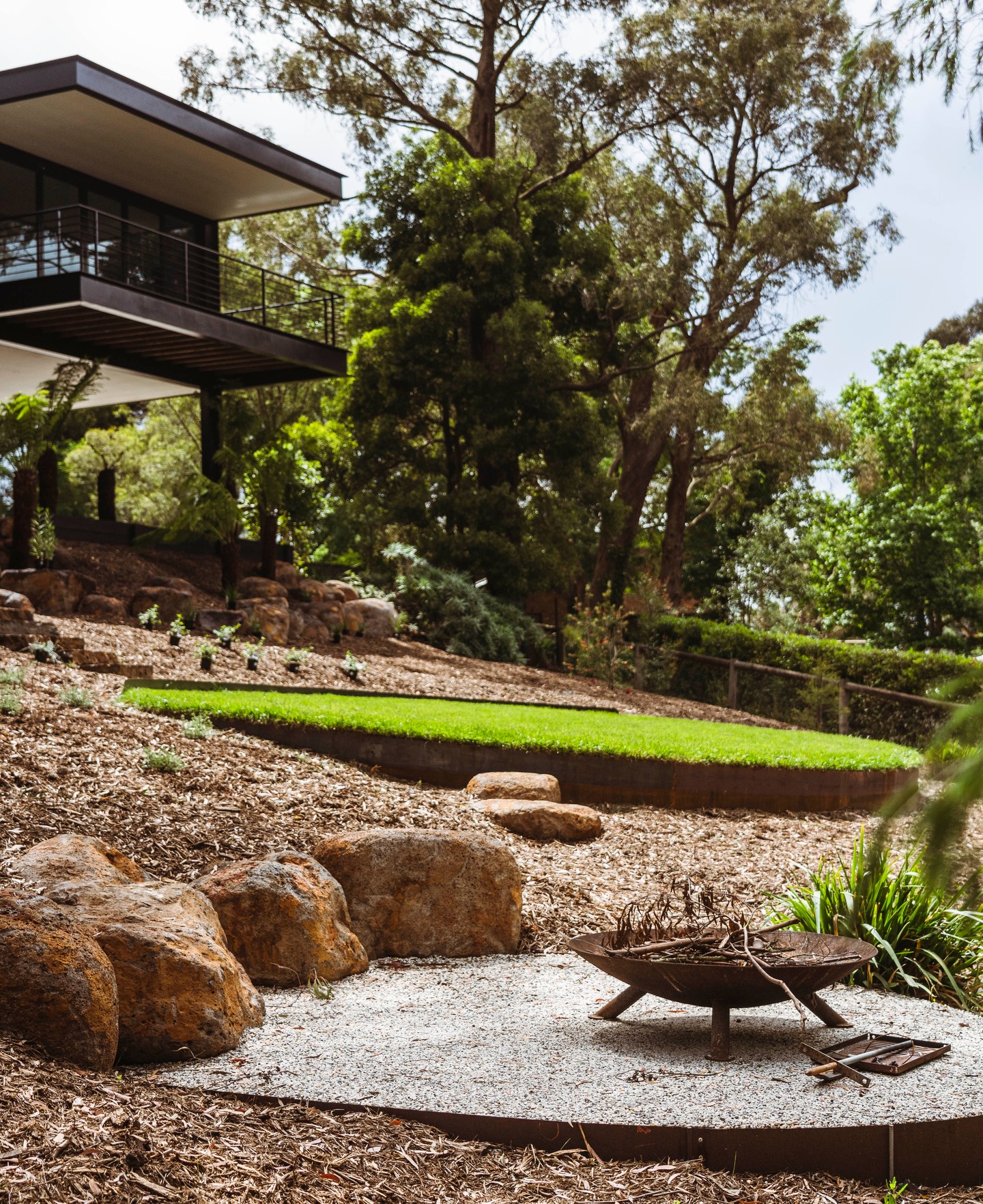 What an amazing result, it’s always super satisfying to see a customer's full landscape vision come to life! 🤩 Every last element was sourced from our nursery which means no delivery delays or added freight costs! Win-win 🙌
.
.
.
.
.
.
#macedonnursery #macedongardensupplies #nurseryplants #macedonrangesgardens #gardennursery #nurserygarden #indoorplants #outdoorplants #nurserysupplies #macedon #macedonranges #mountmacedon #woodend #gisborne #melbournegardens #macedonrangesnaturallycool #visitvictoria