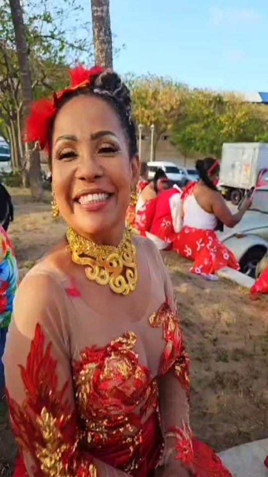 Carnaval de Barranquilla @carnavalbaq finalizando la comparsa @clarocolombia 2026 Ahora a tomar sopa.