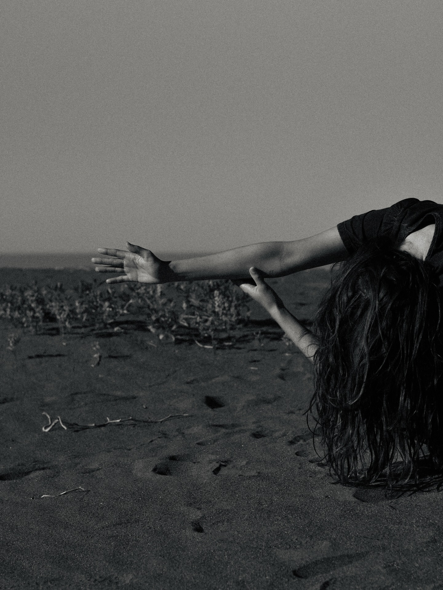 The last of the shedding
Re:vitalize
Re i n v i g o r a t e
Re
t
u
r
n
i
n
g
Revisit
Reaffirm.
Remind many of you that you may feel as though this is a new self.
Some may feel that you’re coming into a self that you always knew was in there. One that feels comfortingly familiar. That flows in now with ease.
Year one
Last time we were here was 2017. I reflect on that year, going through my first ever real break up, the shift I felt, the newness to the energy. + the friends I had around me who knew this principle of the universe. To remind me that 9 year is coming to an end + we’re starting anew.
I have been fortunate to witness + support my friends in the 9 year through:
Seeing their hardship, + be a place of foundation for them to process, move through, + hold gentle space for the truth without bypassing the reality of our lives + the challenge that is life
Their final tests of the year of the snake over the past few weeks
Witnessing them coming into ‘new’ self + see the change. How ‘no’s’ are easy to process now, + the forward momentum towards their goals, ones that seem effortless as the work has been done, spread out over the past 365 days
Seeing them rid themselves of old beliefs + finally go for it
To know that they’re deserving of the life they’ve always visualized for themselves
completion + creation
re-creation, even
Final
shedding
photos made in collaboration with my friend Brenda @b.kent.colina