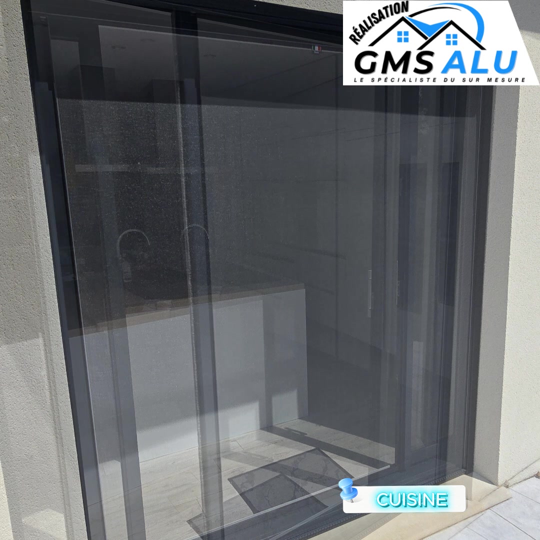 🪟 Nouvelle installation par GMS ALU 🪟
Pose d’une moustiquaire enroulable latéralement – coloris RAL 7016, élégante et discrète :
✔️ Enroulement latéral fluide et silencieux
✔️ Toile résistante, efficace contre insectes et pollens
✔️ Structure aluminium – RAL 7016 (gris anthracite)
✔️ Déroulage par chenillère au sol, sans rail
✔️ Solution idéale pour portes-fenêtres et baies vitrées
✔️ Fabrication et pose sur mesure
📍 GMS ALU – Bureau à Pont-de-l’Arche (27340)
📞 02 35 91 07 23
📧 contact@gmsalu.com
👉 Profitez de l’air frais sans les nuisibles, contactez-nous pour votre projet !
#GMSALU #Moustiquaire #MoustiquaireEnroulable #MoustiquaireLatérale #RAL7016 #MenuiserieAluminium #SurMesure #Normandie #PontDeLArche