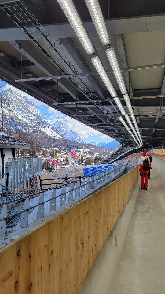 16 hours after the monobob race, and we're back at it training for 2man!
Catch the 2man action this weekend:
2-WOMAN Feb 20
๐นHeat 1 - 6pm CET / 10am MST
๐น Heat 2 - 7:50pm CET / 11:50am MST
2-WOMAN Feb 21
๐นHeat 3 - 7pm CET / 11am MST
๐น Heat 4 - 9pm CET / 1pm MST
#sleighallday #teamcanada #olympics2026 #milanocortina2026 #mico