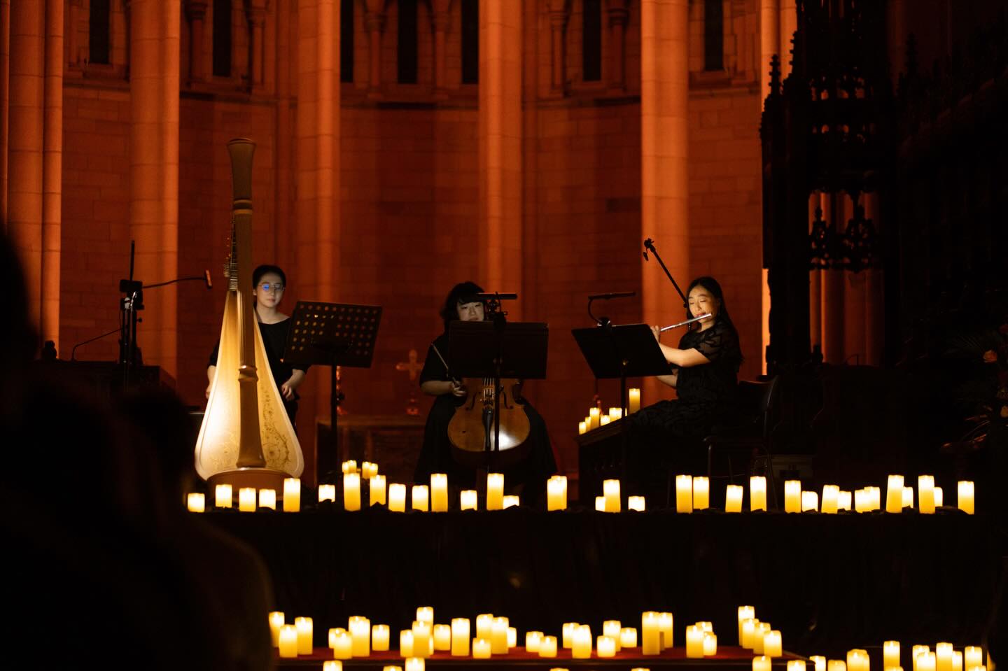 So lovely to celebrate Valentine’s with a wedding performance and two Candlelight shows with @chromaticacollective 💖🥰
@minjin.sassycello
@remihirayamaharp
@candlelight.concerts