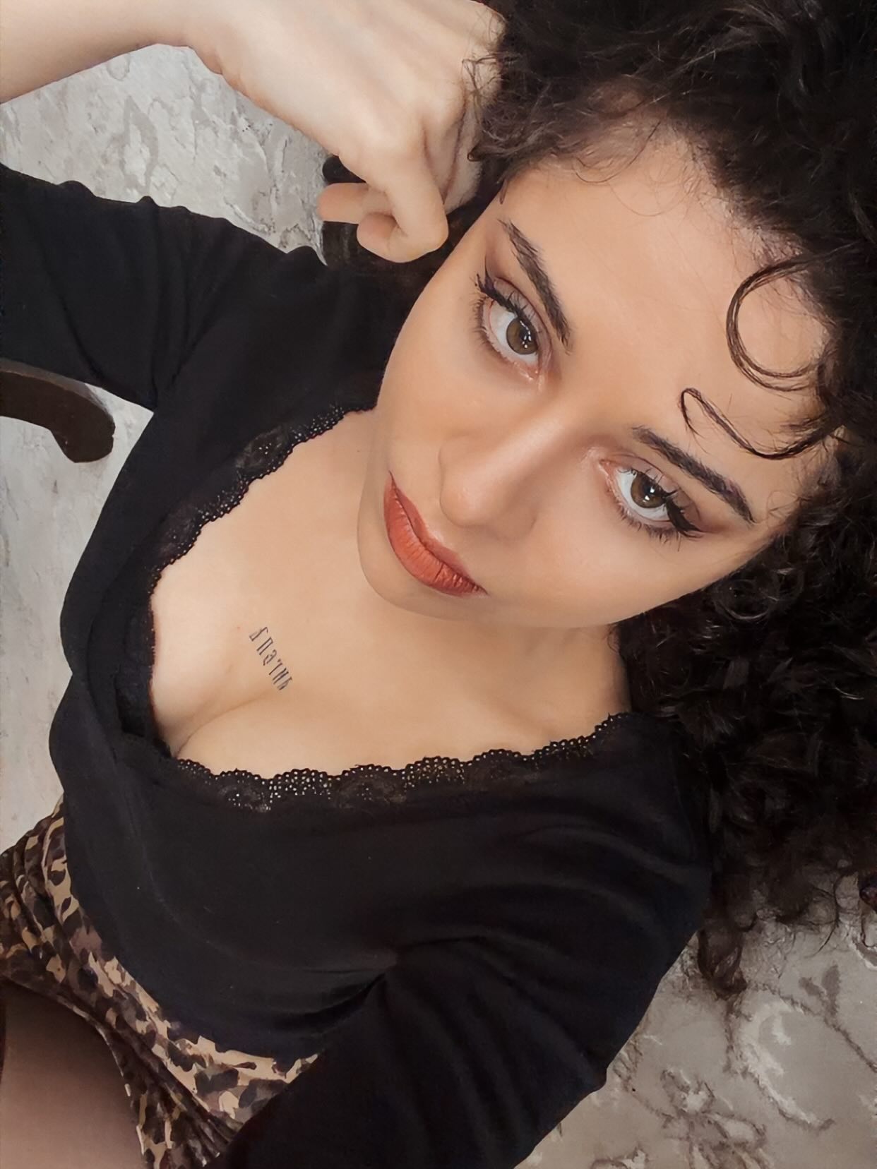 🖤
•
•
•
•
•
•
#writer #writingabook #authorofinstagram #writing
#writingcommunityofinstagram