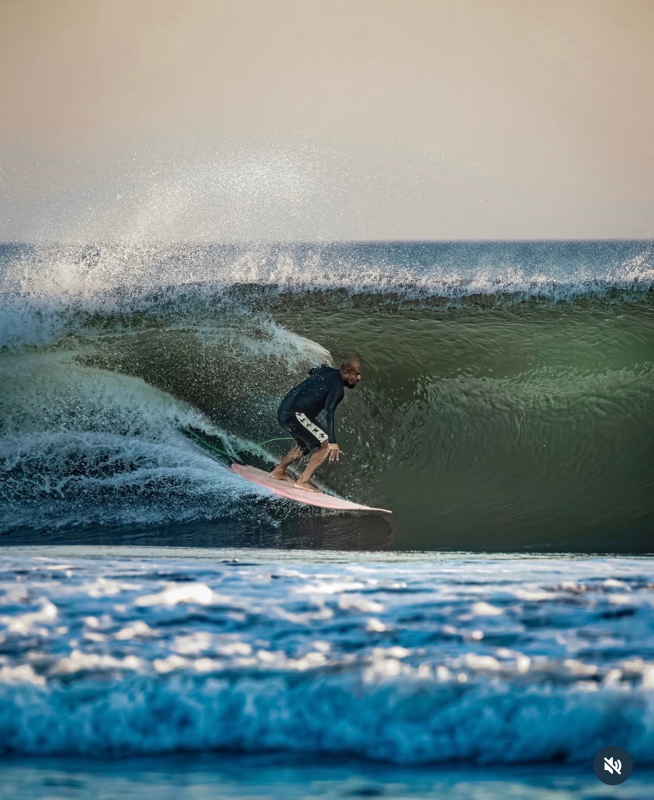 Amado de Jesús Albarado — El Salvador’s pride on the longboard. From Punta Roca to the international stage, his journey is one of grit, skill, and medals. Celebrate his story with us. Link in Bio www.nature-industries.com #Longboarder #Surfing #ElSalvador #OceanLife #NatureIndustries #Natureisourindustry