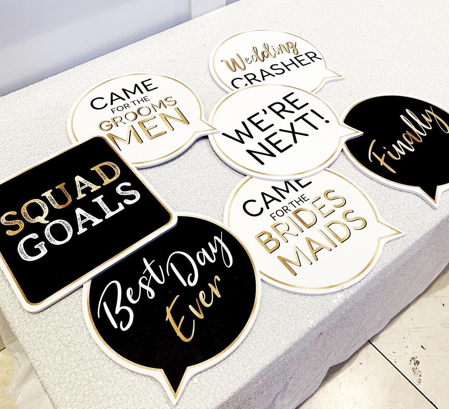 We are so excited to roll out these new prop signs! They were a HIT at last nights wedding. 🎩