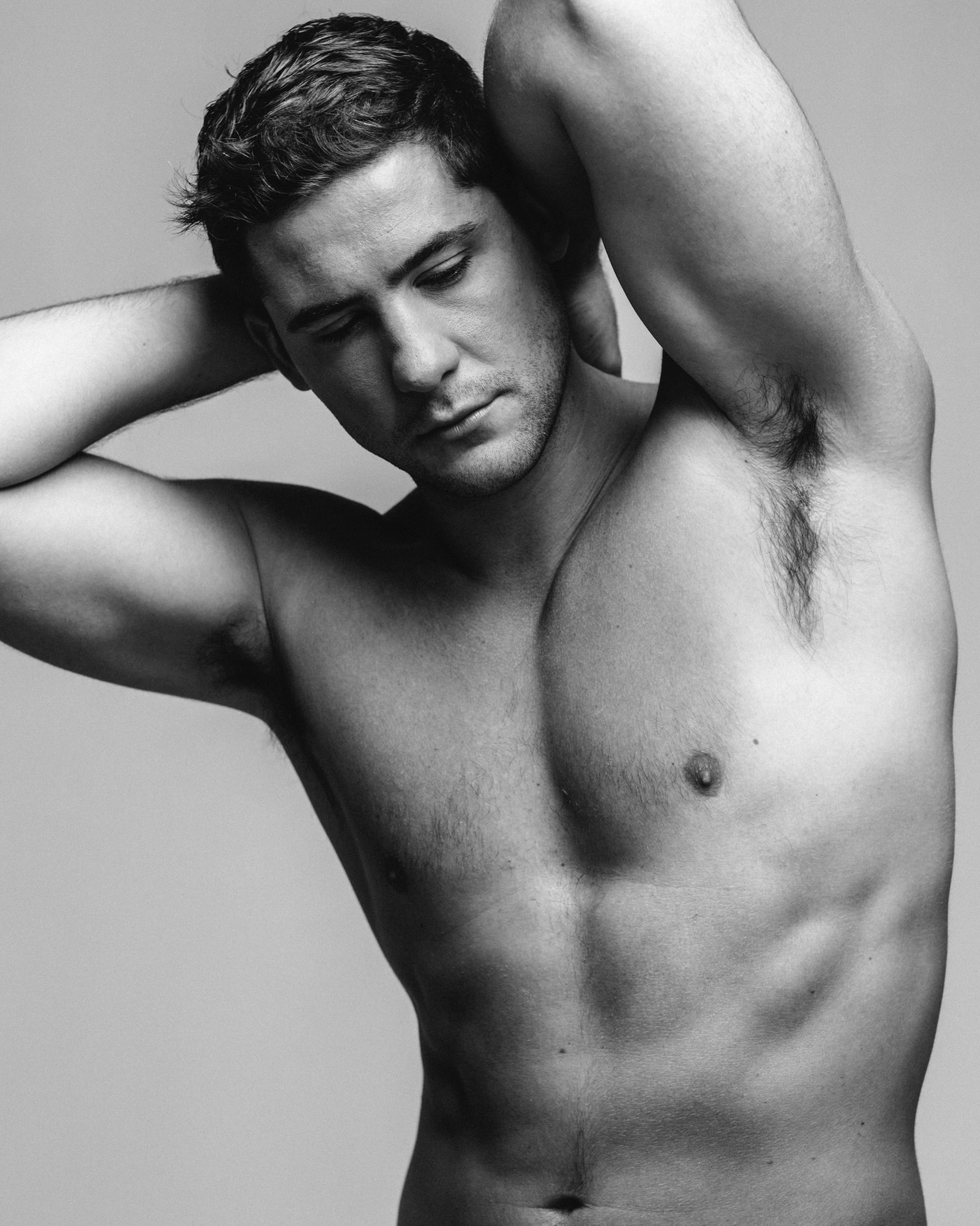 @nicosokorai hace un rato, pre fotos. #retrato #fujifilmxt5 @jvliolgvins en el makeup